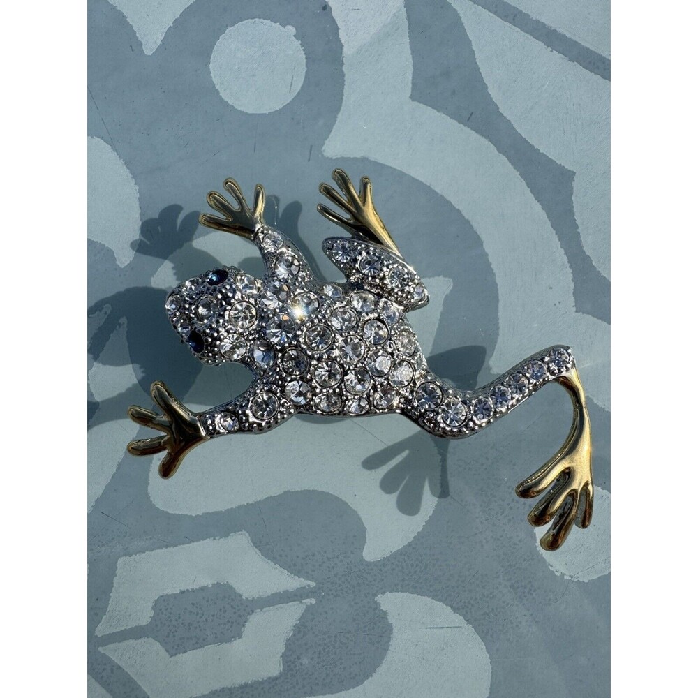 Vintage Rinestone Frog Brooch Silver And Gold Toned Blue Eyes Pin Amphibian